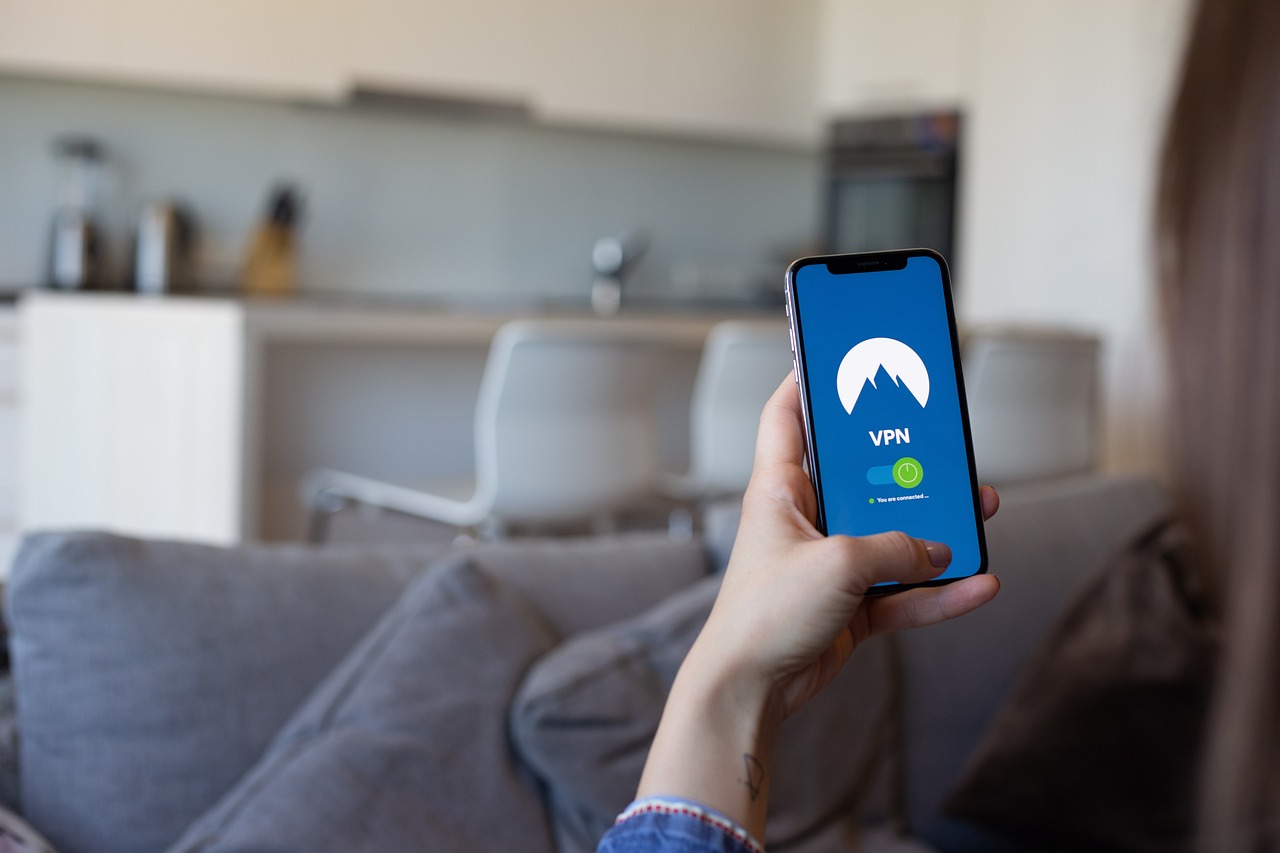 Protecting your e-wallet from cyber theft